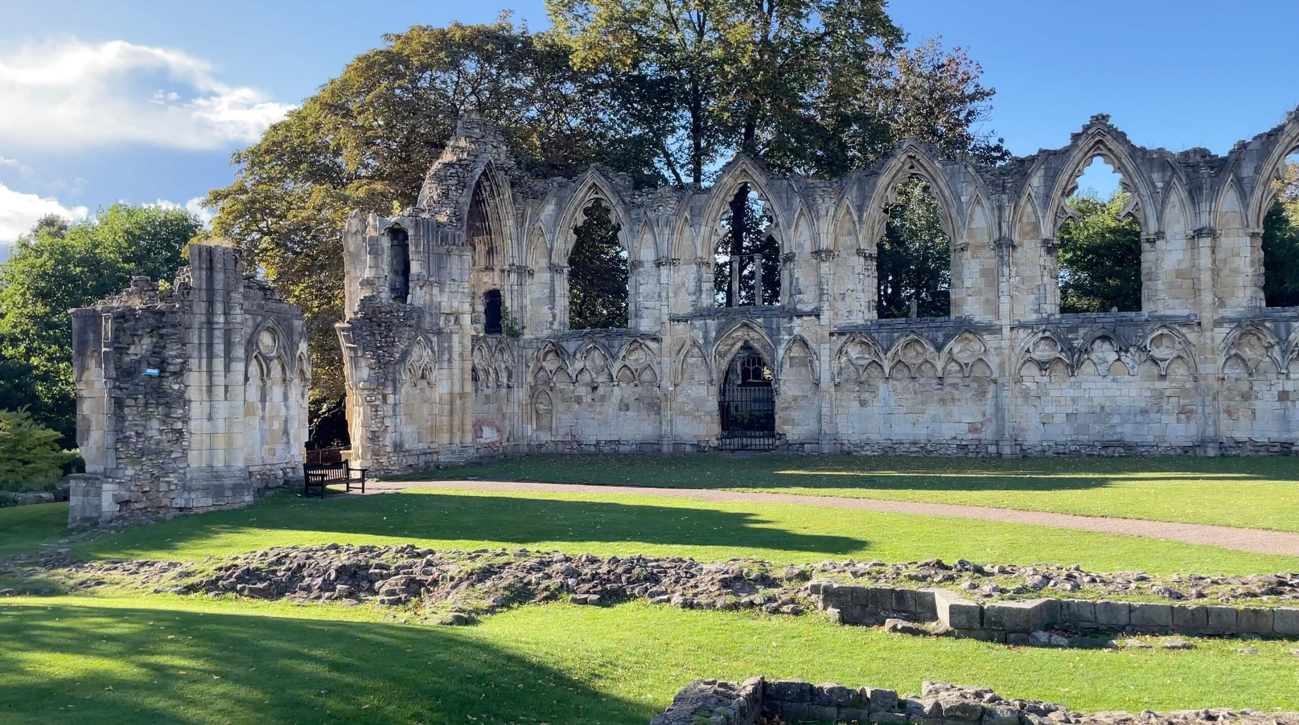 Photo of St. Mary's Abbey Ruin in the Yorkshire Museum Gardens